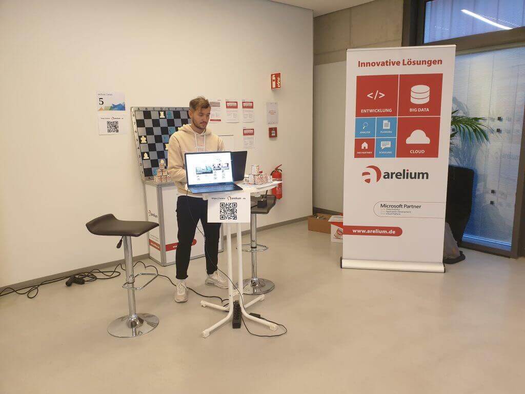 Emil HRW Karriere 2022